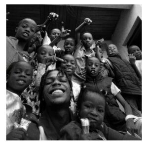 Ayox Ft. Karlyteros – Tomorrow