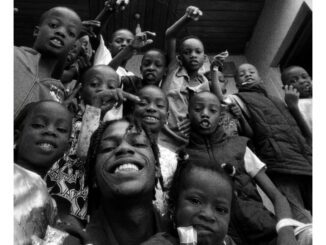 Ayox Ft. Karlyteros – Tomorrow