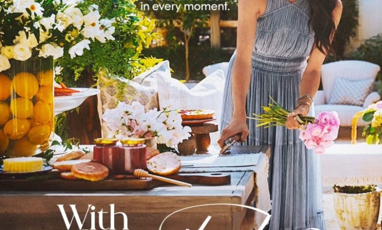 With Love, Meghan (2025) Season 1 (Complete) TV Series 
